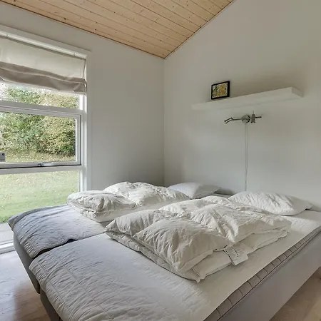 Three-bedroom Holiday In 펜션